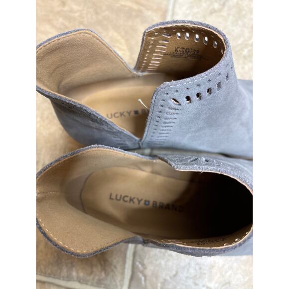 Lucky Brand Bustina Gray Suede Bootie Boots Stack Heel Size 6.5 Leather Upper - Picture 4 of 7